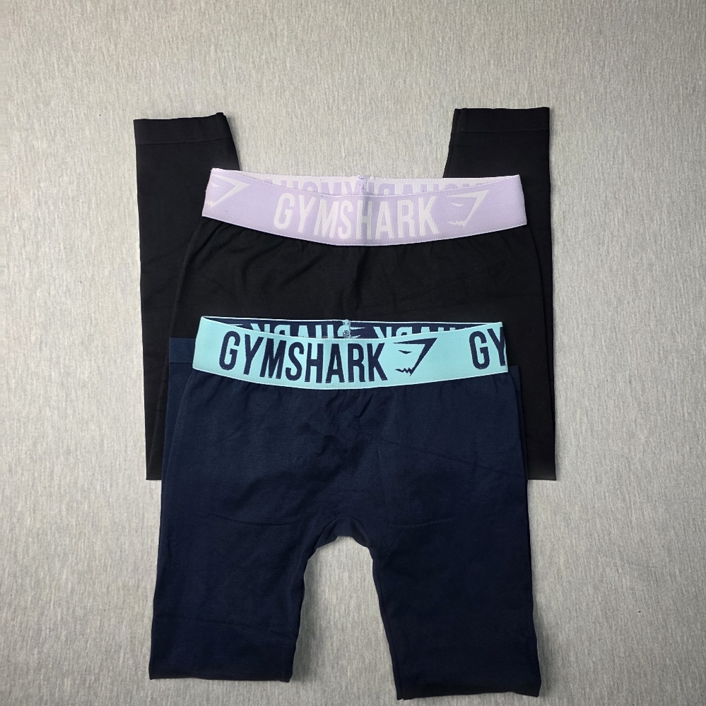 Gymshark 2pcs Black and Navy Cropped Leggings with Purple and Blue Size Small